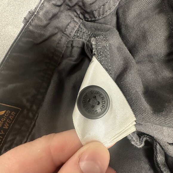 Superdry - Men's Heavy Cargo Shorts Sz 34 - Picture 8 of 8